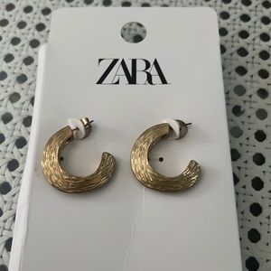 Zara Gold Hoop Earrings